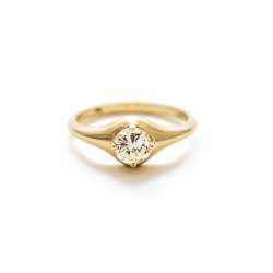White Diamond Signet Ring In Yellow Gold