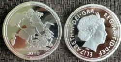 Sovereign 2010 Silver Clad Steel Coin Queen Dragon Proof