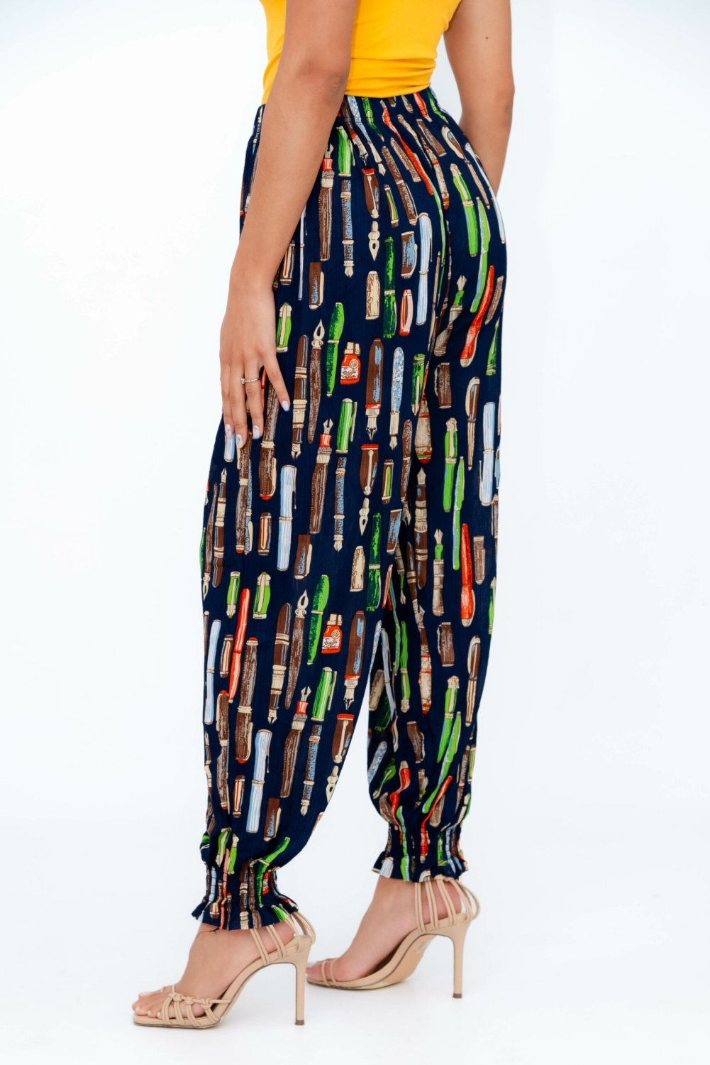 Product image - {main}