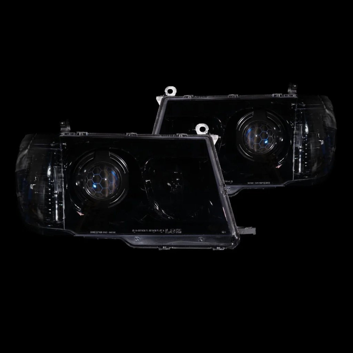 Product image - {main}