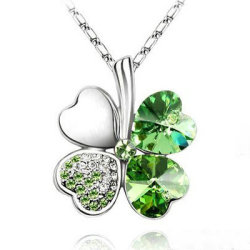 Exquisite Lucky 4 Leave Clover Necklace