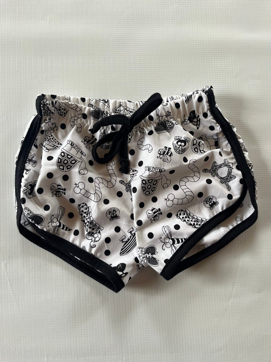Product image - {main}