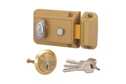Yale Night latch With Anti-Credit Card Latch Complete Cylinder