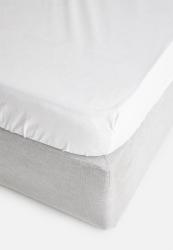 Sixth Floor Cotton Fitted Sheet - White