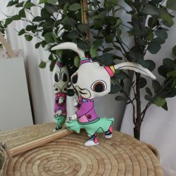Product image - {main}