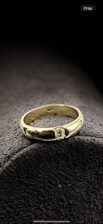 18CT Yellow Gold Diamond Wedding Ring