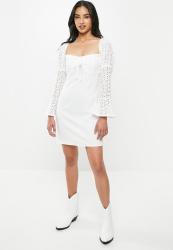 Missguided Petite Broidere Sleeve Milkmaid Dress - White