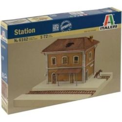 Italeri Station