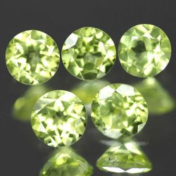 Jewellery Quality 1.39cts. 5 Pieces Round Cut 4 X 4 Mm. Aaa Green Peridot Lot - 100% Natural