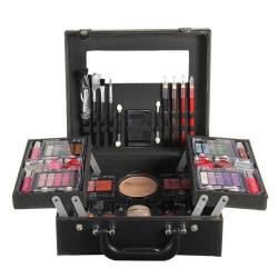 Magic Color Make Up Kit With Carry Case