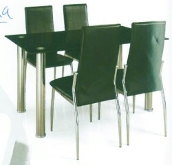 Vegas 5 Piece Dining Set 4 Chairs & Table: 140x80x75cm