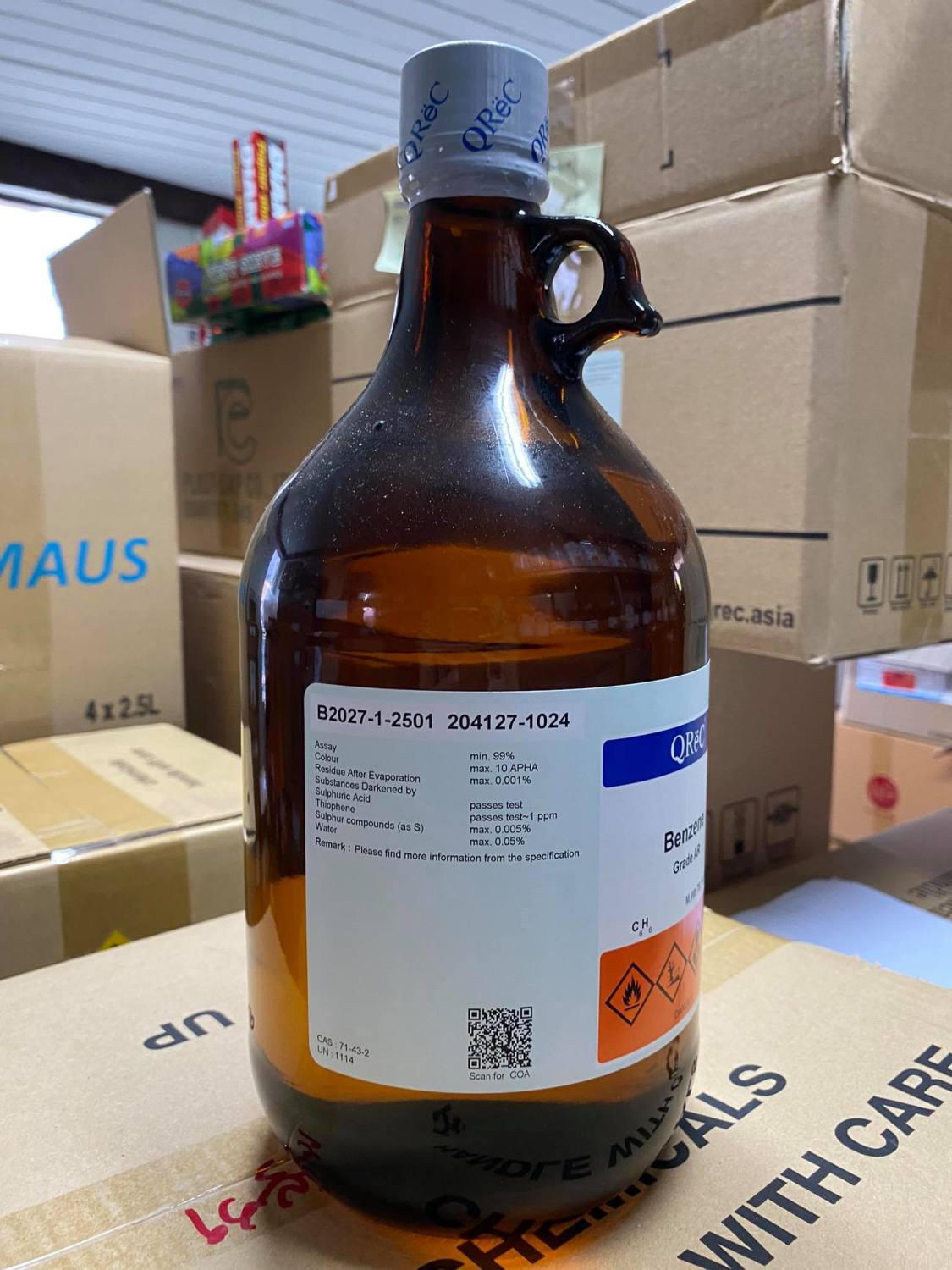 Product image - {main}