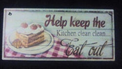 Help Keep The Kitchen Clean" Metal Wall Sign 28x13cm