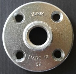 15MM Pipe Flanges brackets fittings. For Diy D Cor And Pipe Furniture Projects. Made In Sa.