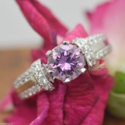 Beautiful 1.40ct Pink Moissanite Ring With Diamond Simulant Accents 925 Sterling Silver