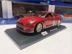 Product image - {main}