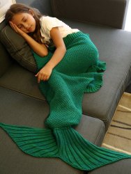 Comfortable Flounced Design Knitted Mermaid Tail Blanket - Green