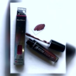 Plum Lipgloss Lipstick
