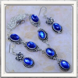 Breathtaking Electric Blue Rainbow Topaz Gemstone 925 Silver Necklace & Earrings