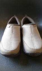 Crocs Causal Shoes Size 9 Brand New
