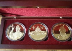 Pope John Paul Ii Benoit Xvi Vatican City Medal 40 Mm Gold Plated In Caps And Box