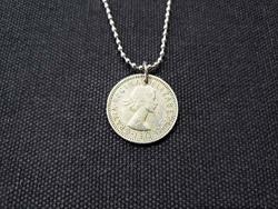 Coinageart -british Coin Necklace One Shilling Coin With Queen Elizabeth II And Crowned Lion Coat Of Arms Dated 1963 Two Upright Images Coin On