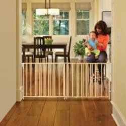 North States - Extra-wide Wooden Swing Gate