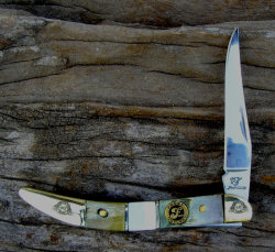 Frost Cutlery 40th Anniversary Ram Horn & Mother Of Pearl Toothpick Knife 1 600