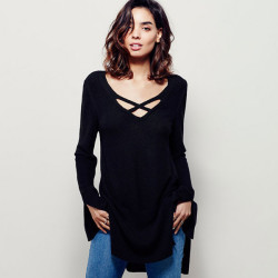 Women's Cute Black V-neck Solid Sweater - L
