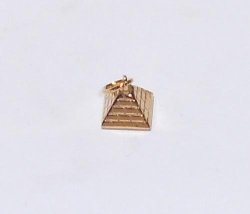 9ct Yellow Gold Pyramid Charm