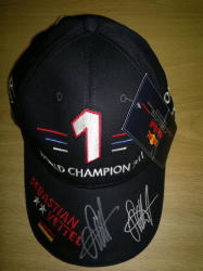 Wow L@@k Here Is A 2011 F1 Genuine Hand Signed Sebastian Vettel Peak Cap