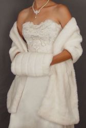 Fully Lined Luxurious Off-white Bridal Faux Fur-hand Muffs - Super Soft & Cosy