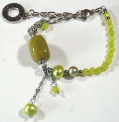 Atenea Handmade Olivine Bracelet With Lemon Jade & Freshwater Pearls