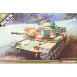 - 1:35 - M60A2 Us Army Plastic Model Kit